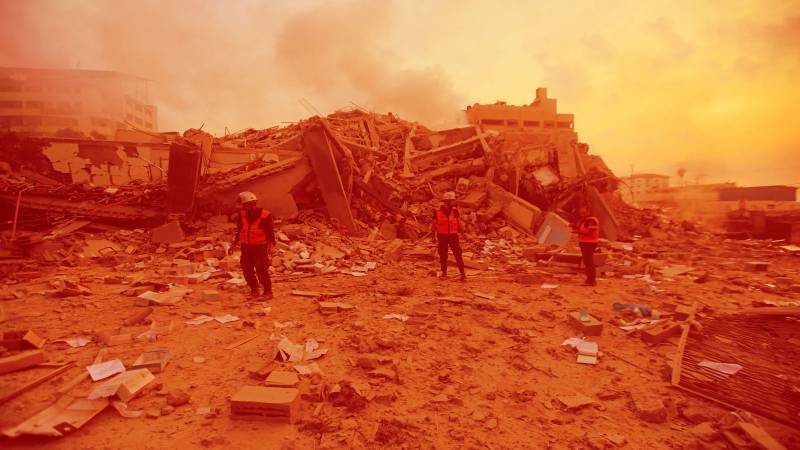 Gaza Crisis: Israel's Assaults On Refugee Camp Kill More Than 195 People